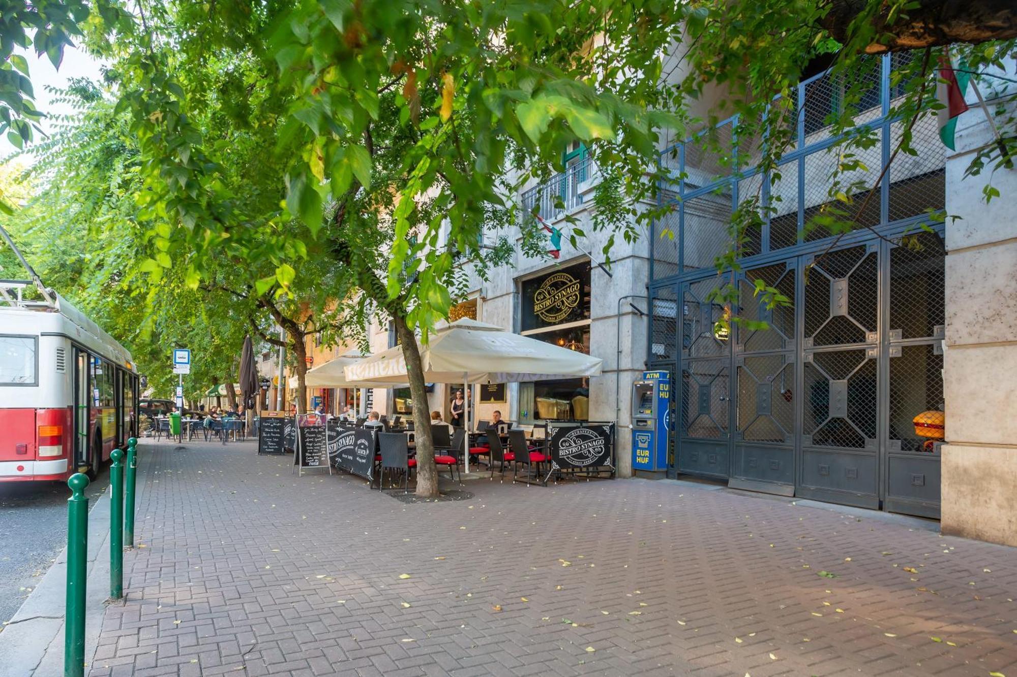 Extreme Central - Luxy Stay Budapest Eksteriør billede